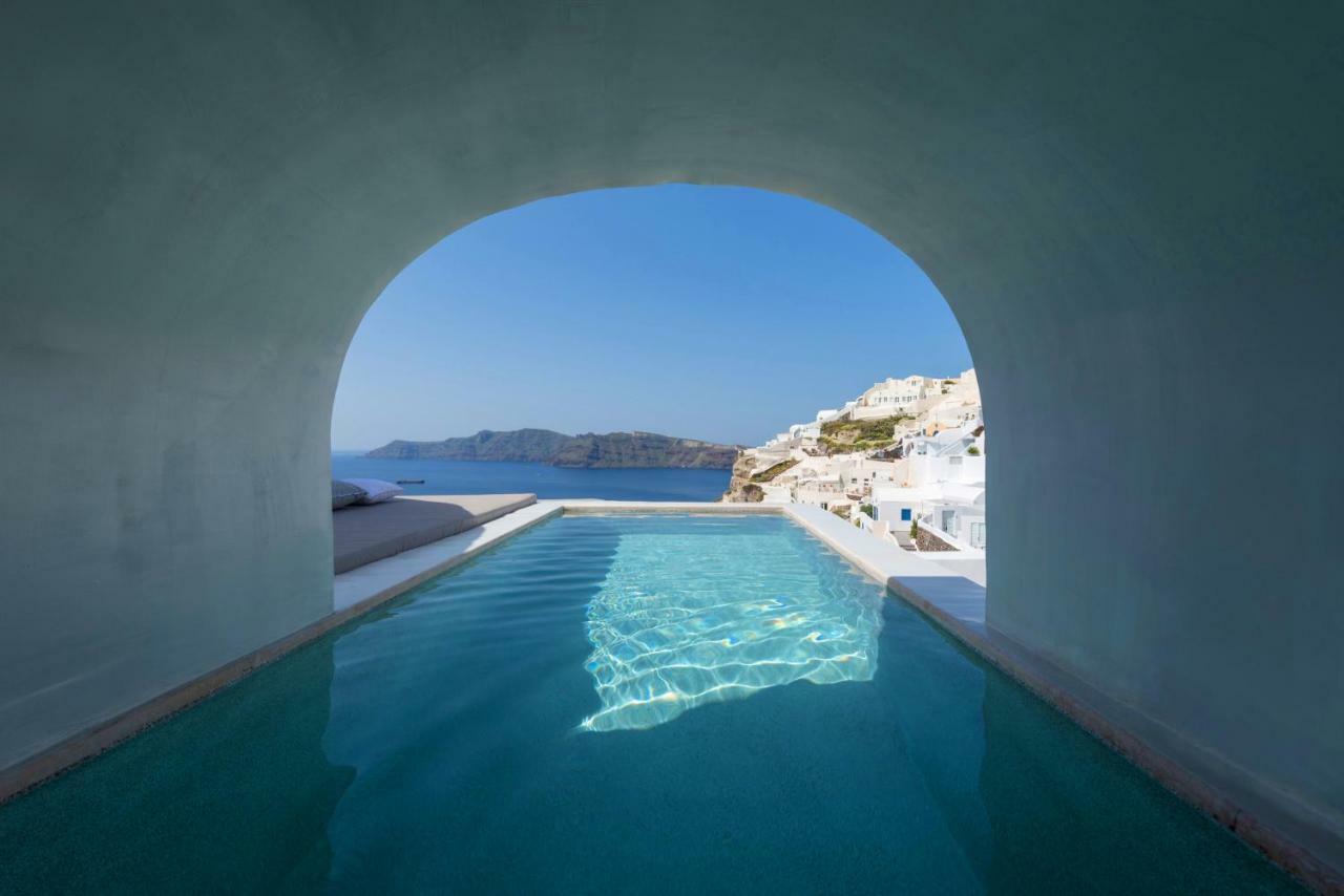 Suite Majestic con Vasca Immersione ad Acqua Riscaldata Privata all'Aperto e Vista Caldera